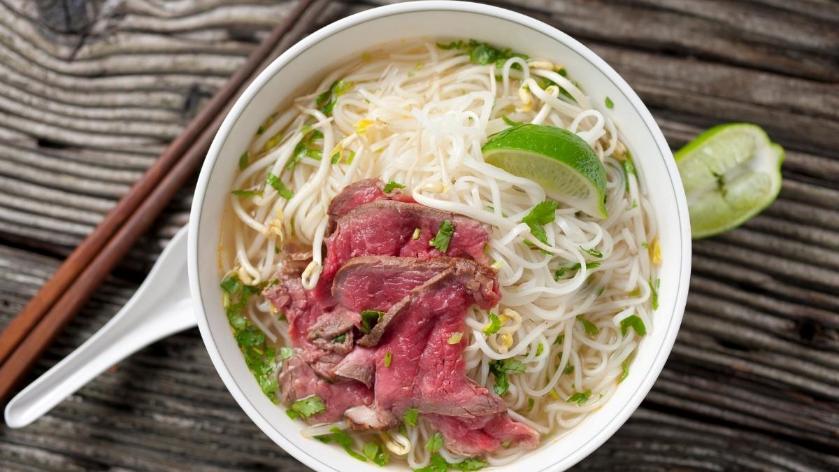 Vietnamese Pho - Must try street food in Vietnam