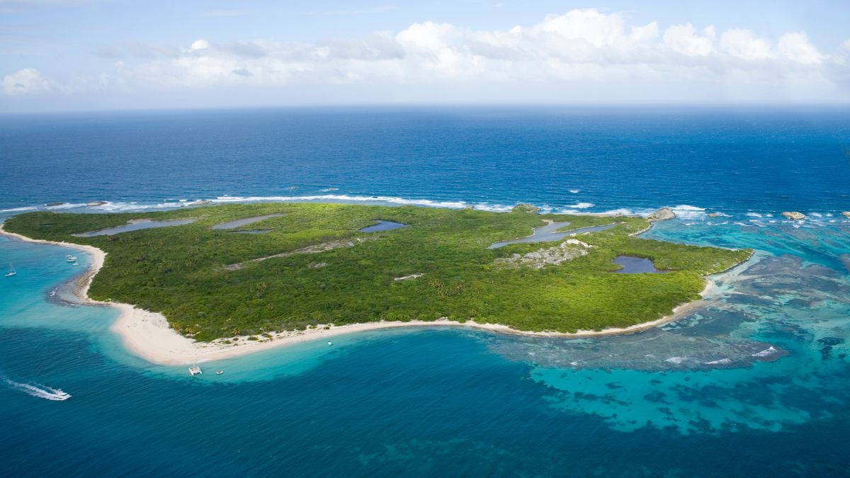 Catamaran Day Trip to Icacos Island at Puerto Rico