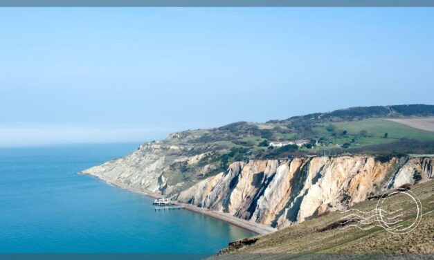 <strong>Best Ferry Day Trips to Isle of Wight from Portsmouth</strong>