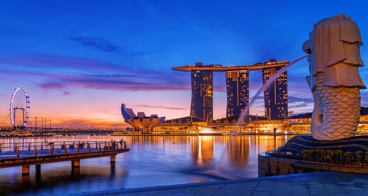 The Most Romantic Honeymoon in Singapore Itinerary with Love