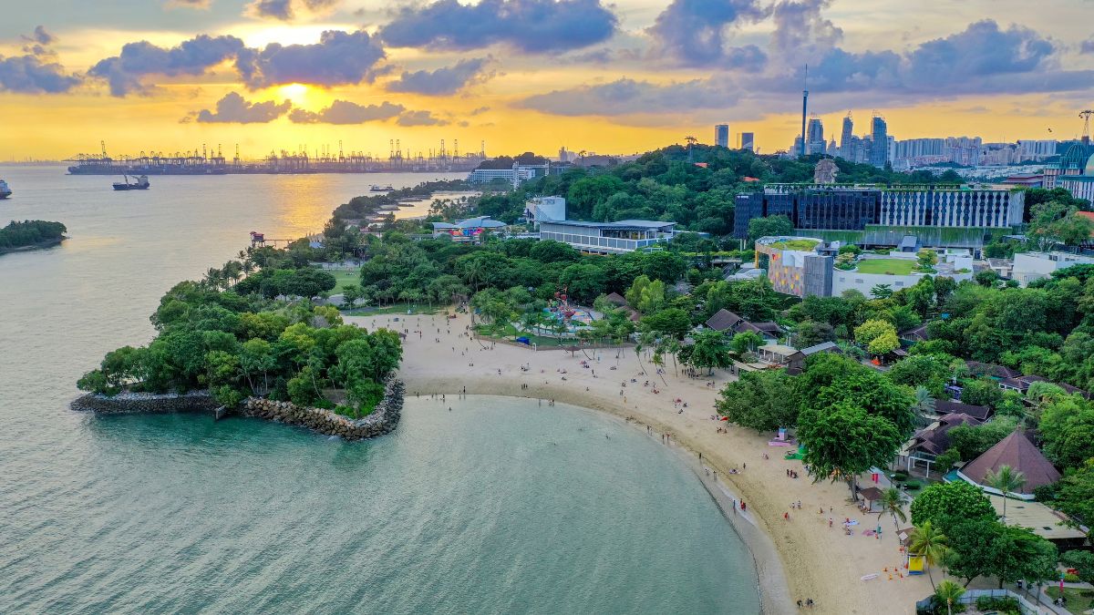 Honeymoon activities in Singapore - Spend a day at Sentosa Island